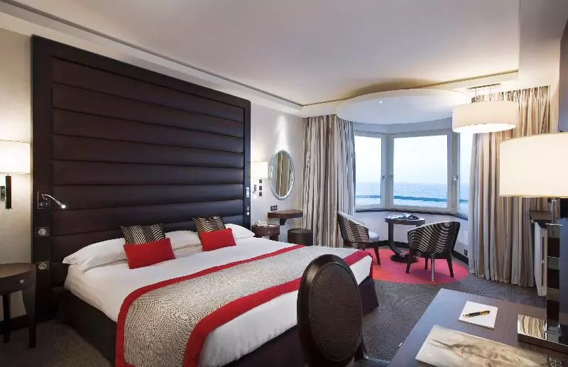 オーシャンビュースーペリアールーム, Grand Hôtel Des Thermes