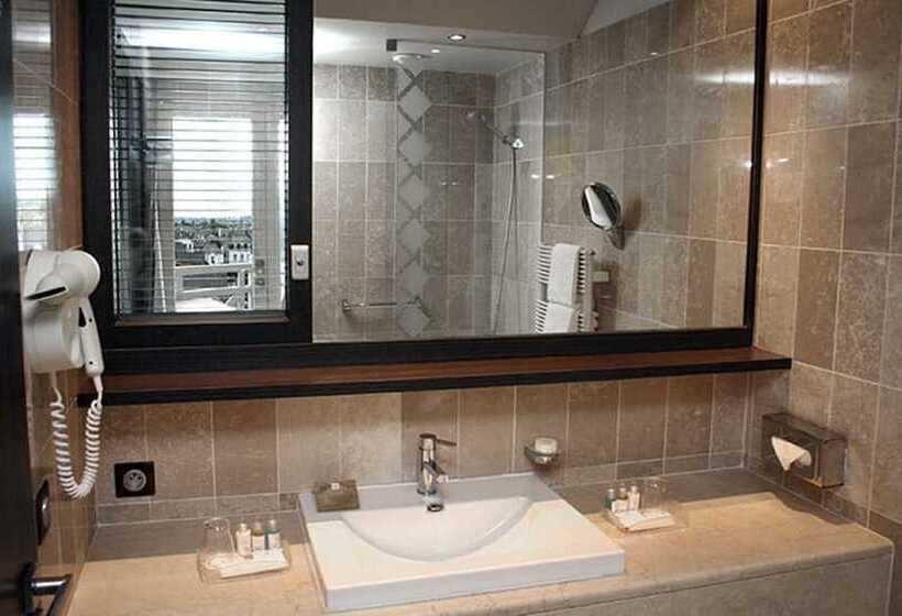 스탠다드 도시전망 룸, Grand Hôtel Des Thermes