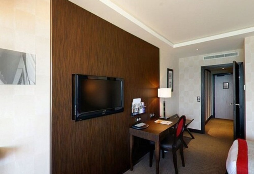 수피리어 룸 도시 전망, Grand Hôtel Des Thermes