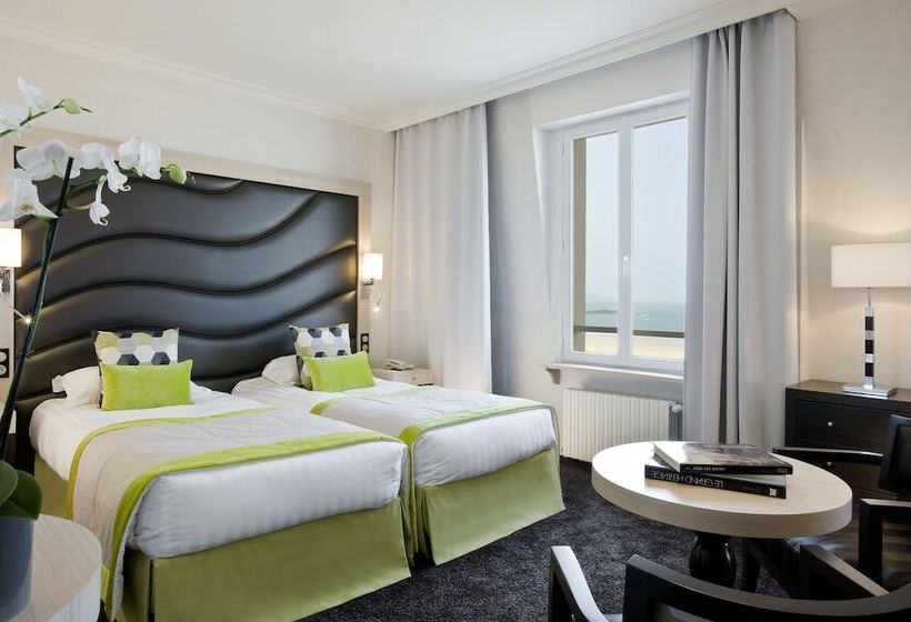 Номер Superior Вид на Море, Grand Hôtel Des Thermes