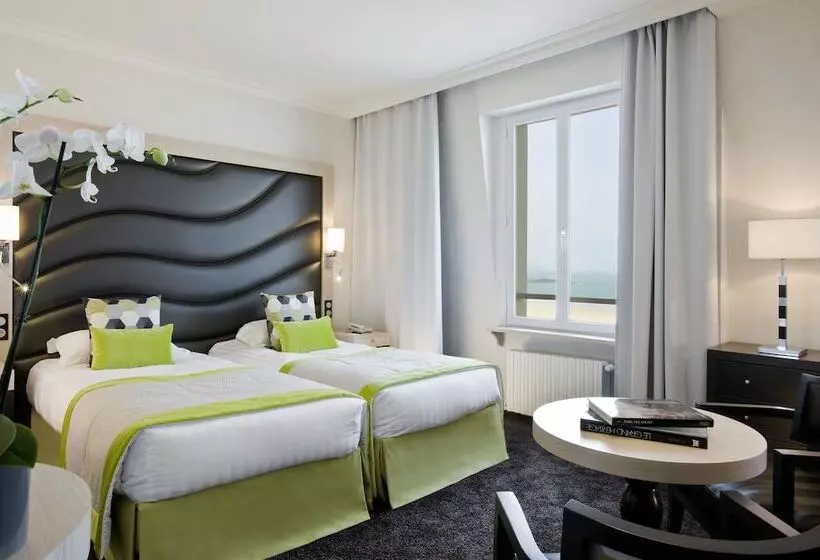 オーシャンビュースーペリアールーム, Grand Hôtel Des Thermes