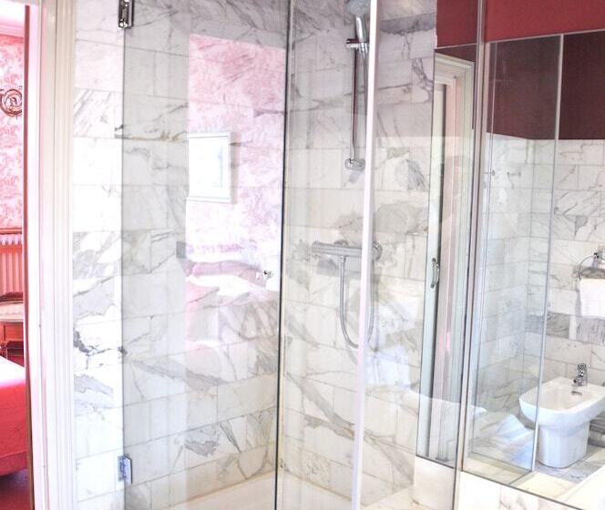 اتاق لوکس, Grand Hôtel Des Templiers