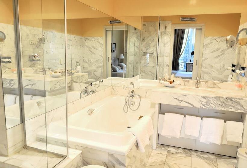 اتاق لوکس, Grand Hôtel Des Templiers