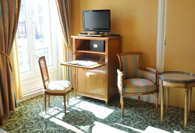 اتاق لوکس, Grand Hôtel Des Templiers