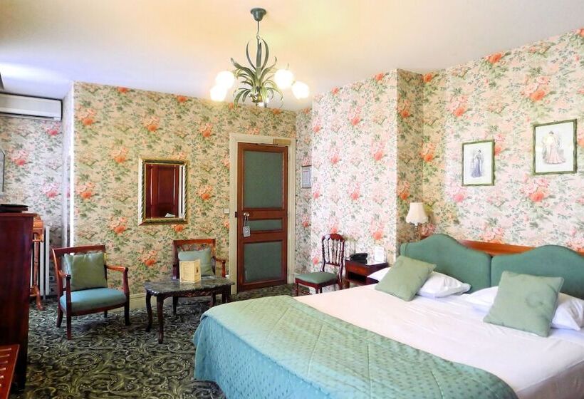 Номер Deluxe, Grand Hôtel Des Templiers