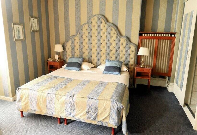 اتاق لوکس, Grand Hôtel Des Templiers