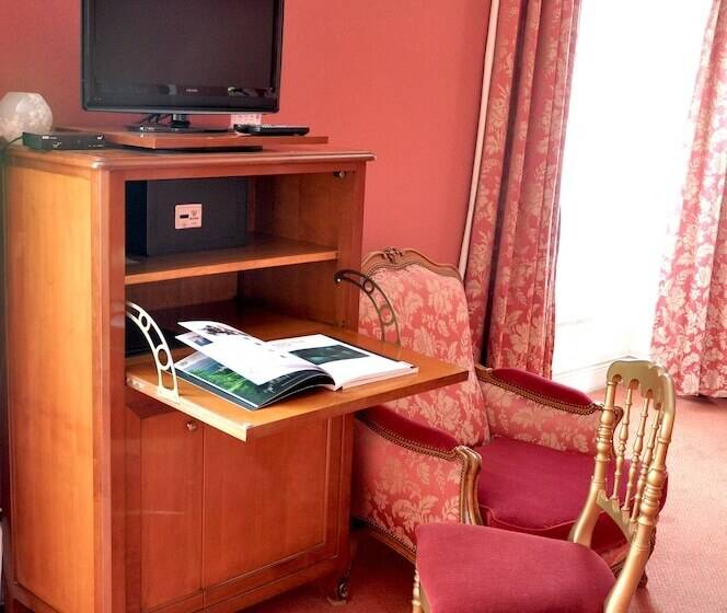 Номер Deluxe, Grand Hôtel Des Templiers
