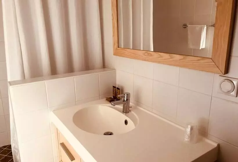 اتاق استاندارد, Hôtel Saint Albert