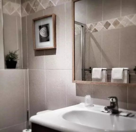 اتاق راحتی, Hôtel Saint Albert
