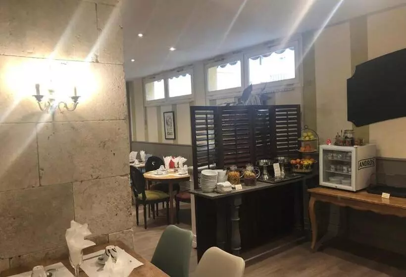 اتاق استاندارد, Hôtel Saint Albert
