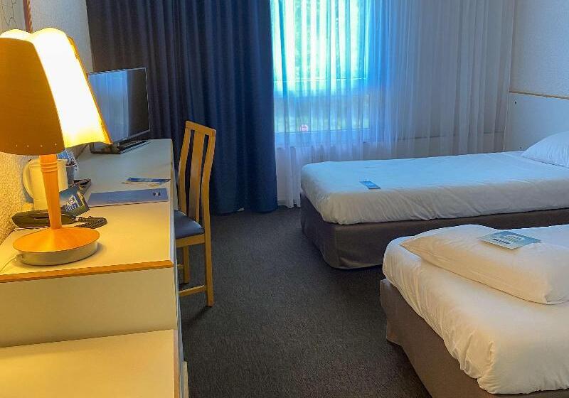 غرفة قياسية, Kyriad Montchanin Le Creusot