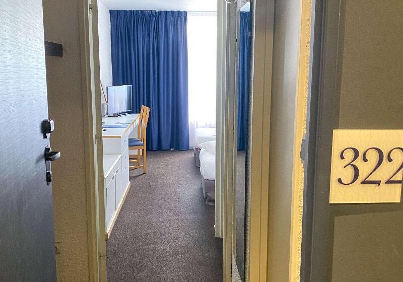 غرفة قياسية, Kyriad Montchanin Le Creusot