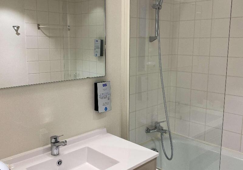 غرفة قياسية, Kyriad Montchanin Le Creusot