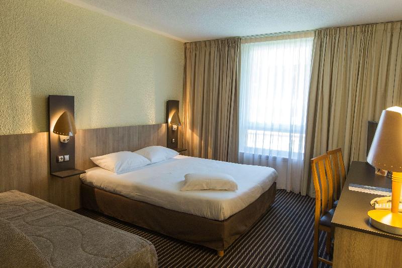 غرفة قياسية, Kyriad Montchanin Le Creusot