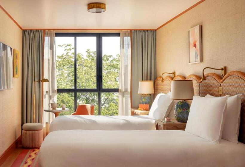 スーペリアールーム, La Fantaisie