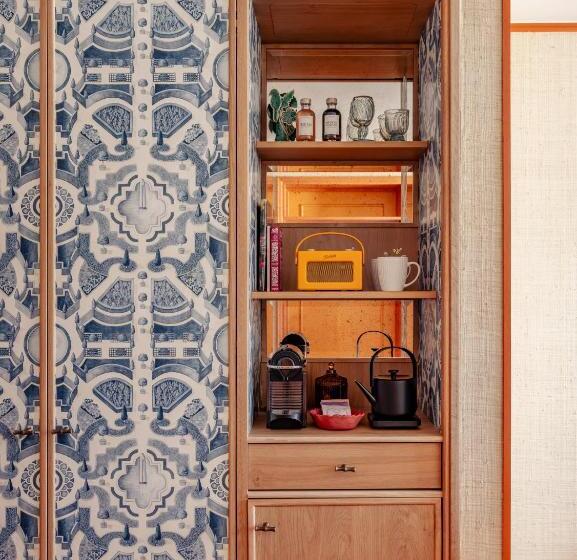 デラックスルーム, La Fantaisie