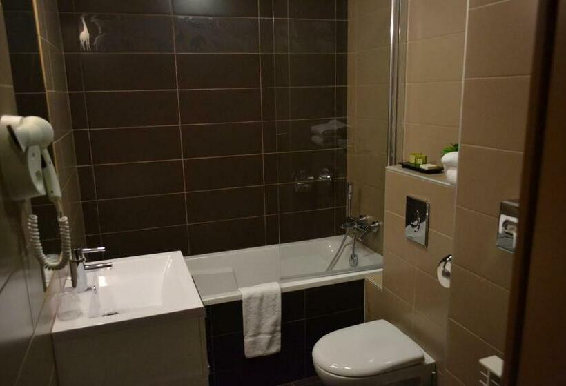 غرفة سوبيريور, Le Saintjacques