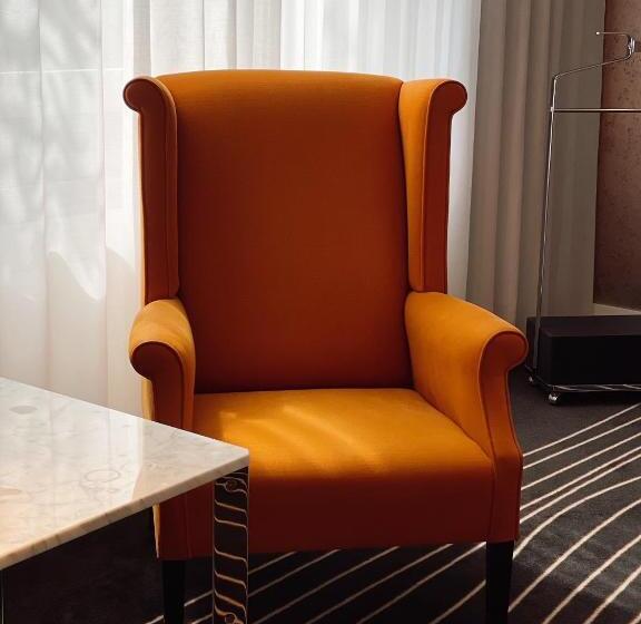 Полулюкс, Maison Pic