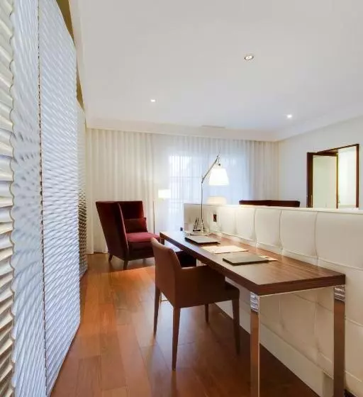 Junior Suite z Tarasem, Maison Pic