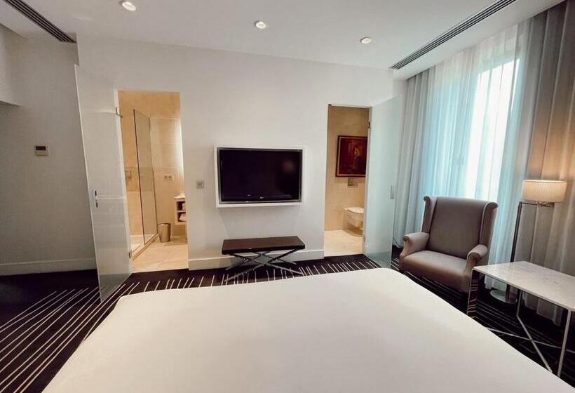 스위트, Maison Pic