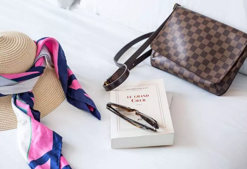 オーシャンビュースーペリアールーム, Plaza Biarritz Plage Handwritten Collection