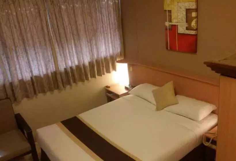 Standard-huone, Peninsula International
