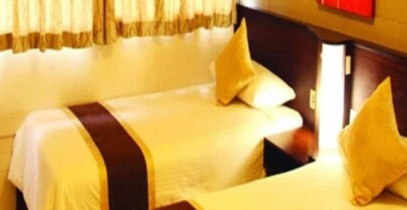 اتاق استاندارد, Peninsula International