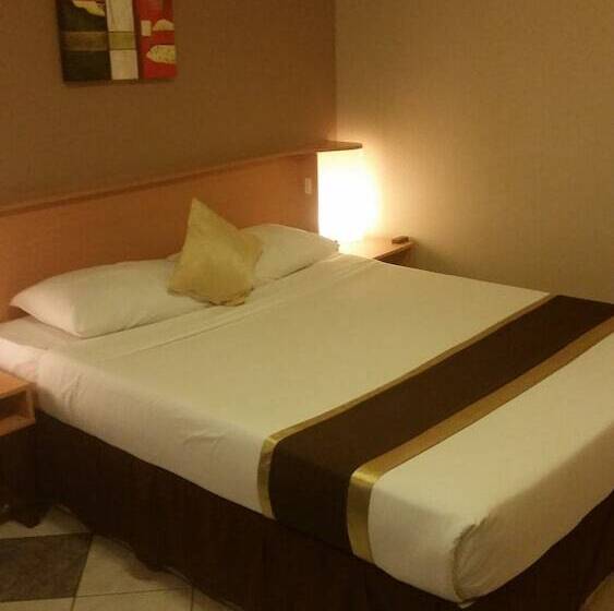 اتاق لوکس, Peninsula International