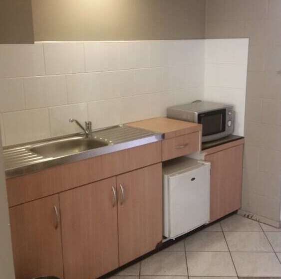 Family Suite, Peninsula International