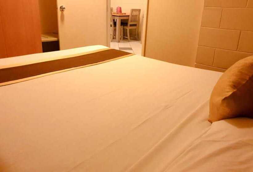Family Suite, Peninsula International