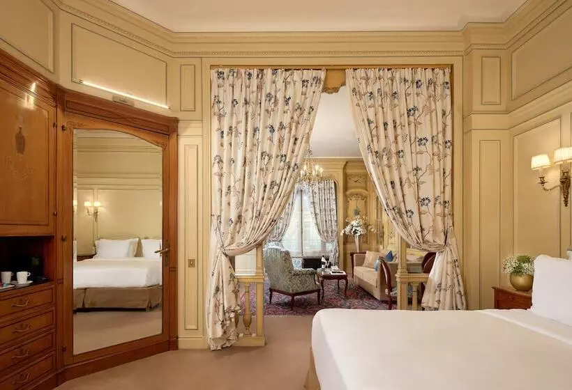 Junior Suite, Raphael
