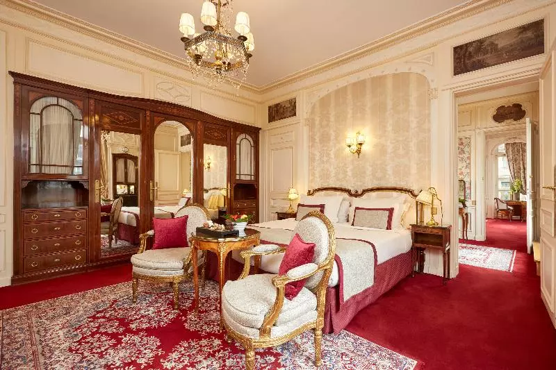 Suite Prestige, Raphael