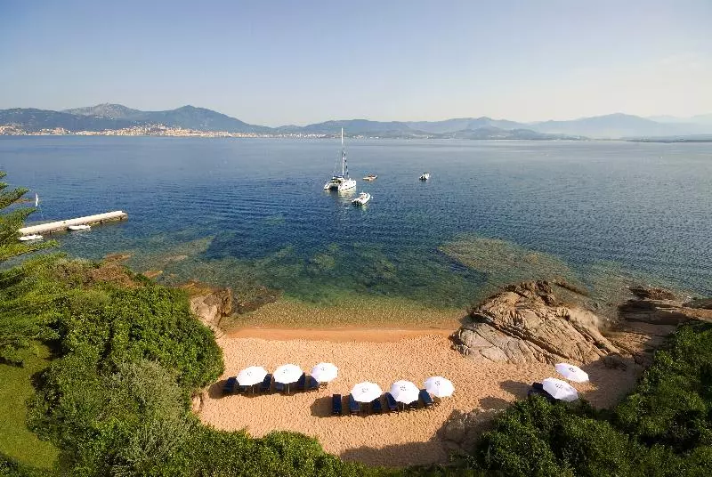 اتاق سوپریور با چشم‌انداز دریا, Sofitel Golfe D Ajaccio Thalassa Sea & Spa