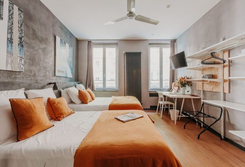 舒适型房间, Taggat