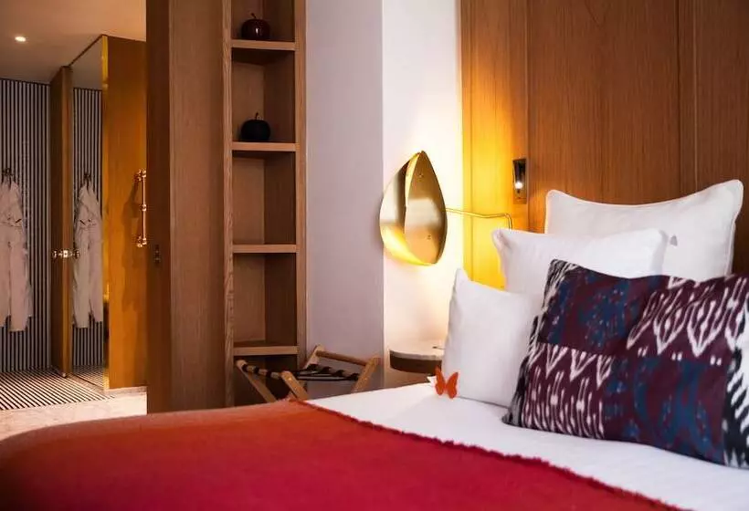 デラックスルーム, Hôtel Vernet Champs Elysées Paris