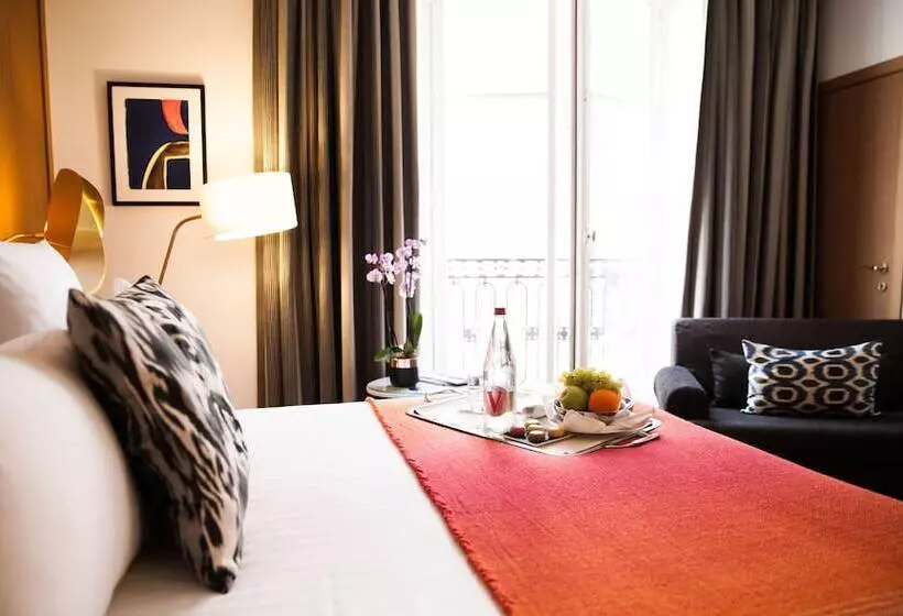 プレステージルーム, Hôtel Vernet Champs Elysées Paris