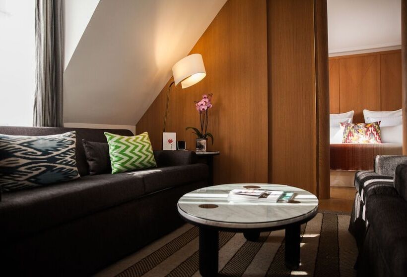 سوییت پرستیژ, Hôtel Vernet Champs Elysées Paris