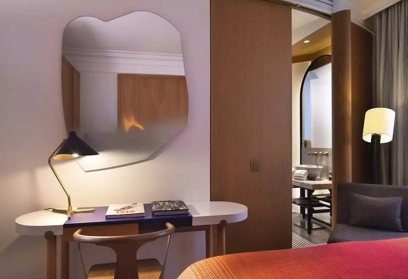 スーペリアールーム, Hôtel Vernet Champs Elysées Paris