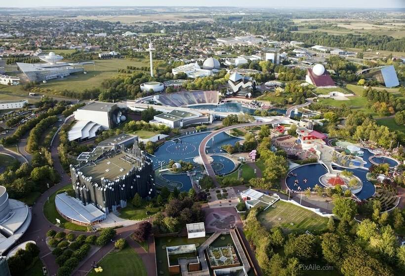 اتاق سوپریور, Novotel Poitiers Site Du Futuroscope