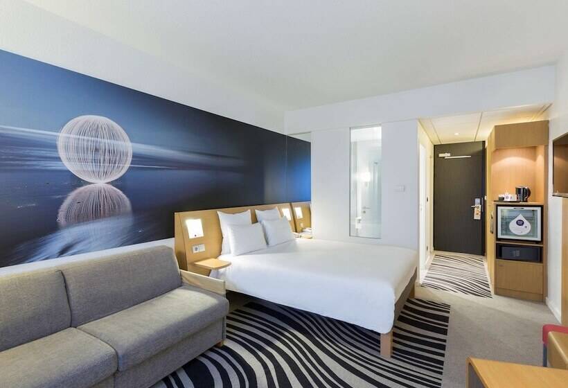 اتاق سوپریور, Novotel Poitiers Site Du Futuroscope