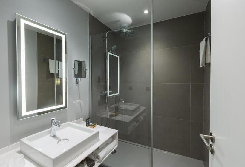 اتاق سوپریور, Novotel Poitiers Site Du Futuroscope