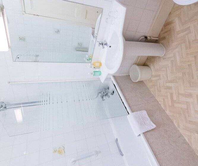 اتاق اجرایی, Voco The Clifton Folkestone, An Ihg