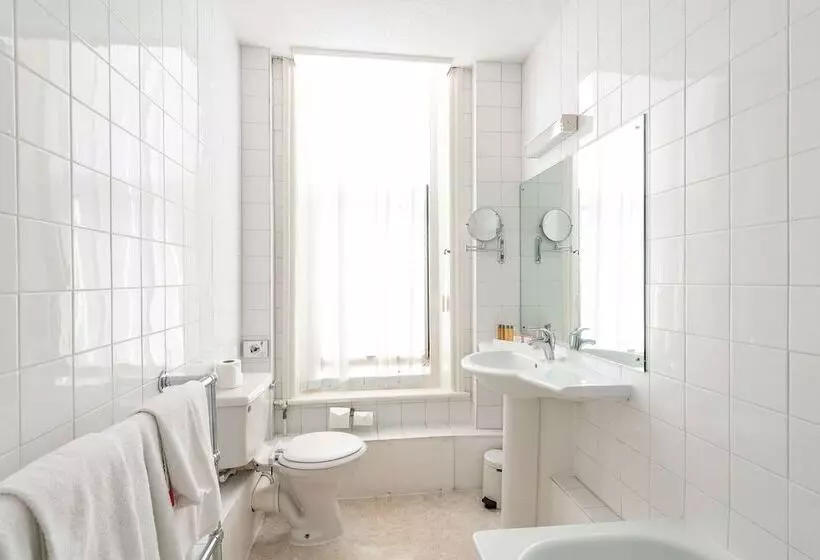 ファミリールーム, Voco The Clifton Folkestone, An Ihg