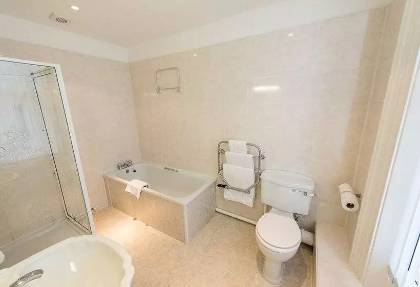 ファミリールーム, Voco The Clifton Folkestone, An Ihg