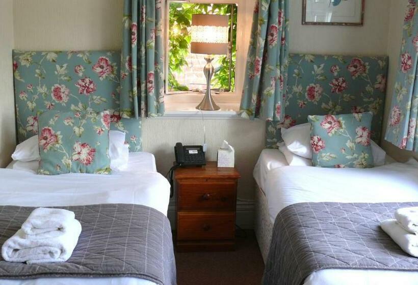 Номер Стандарт, The Chester Court