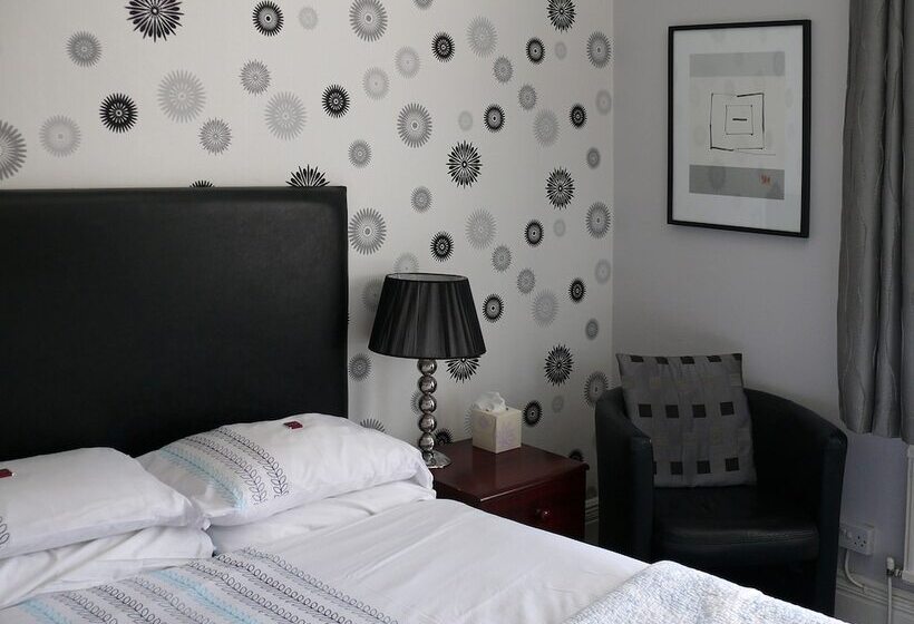 Номер Стандарт, The Chester Court