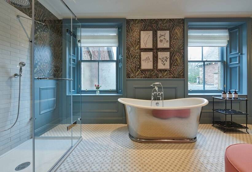 주니어 스위트, Cromlix