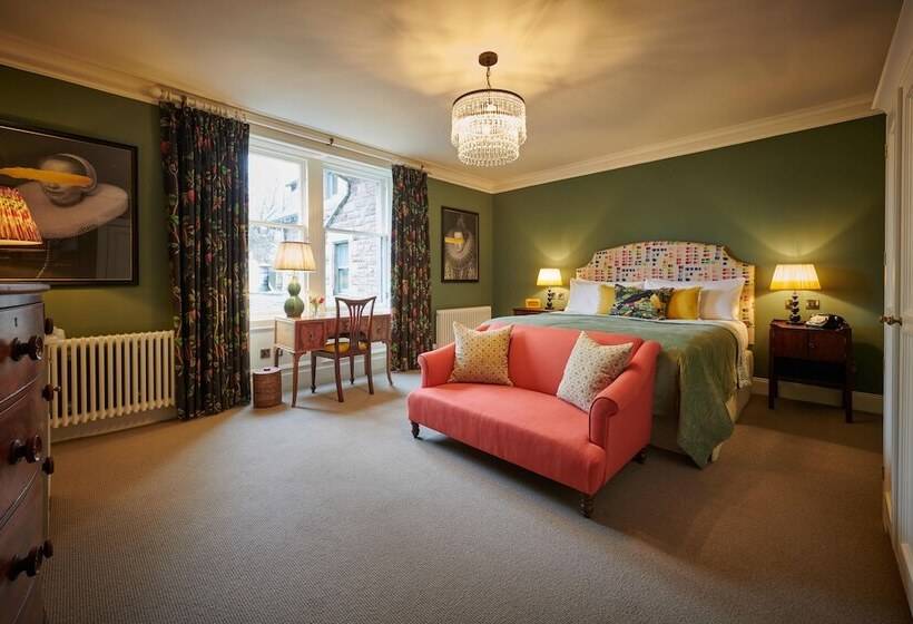 주니어 스위트, Cromlix