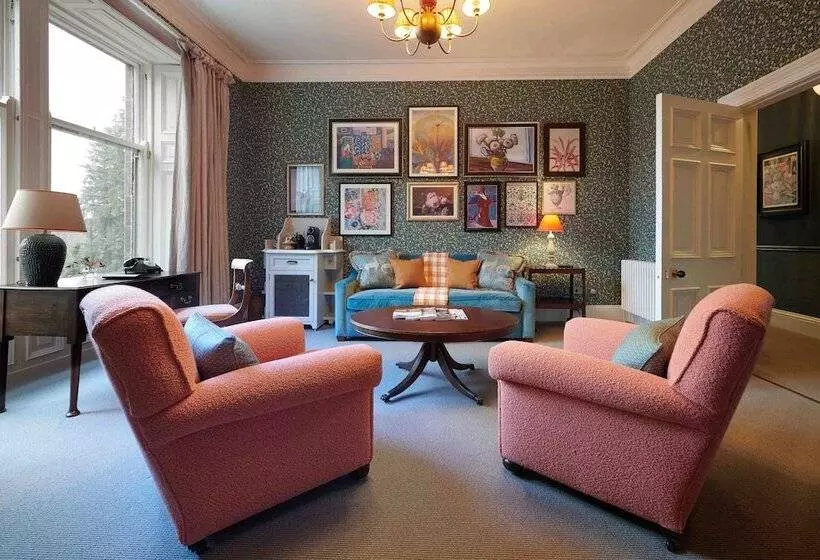 スイート, Cromlix