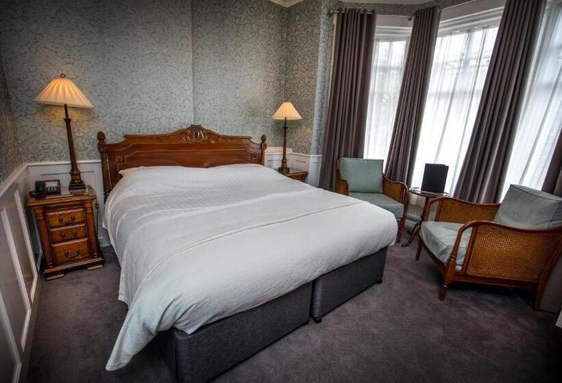 高级大房间, Dunoon